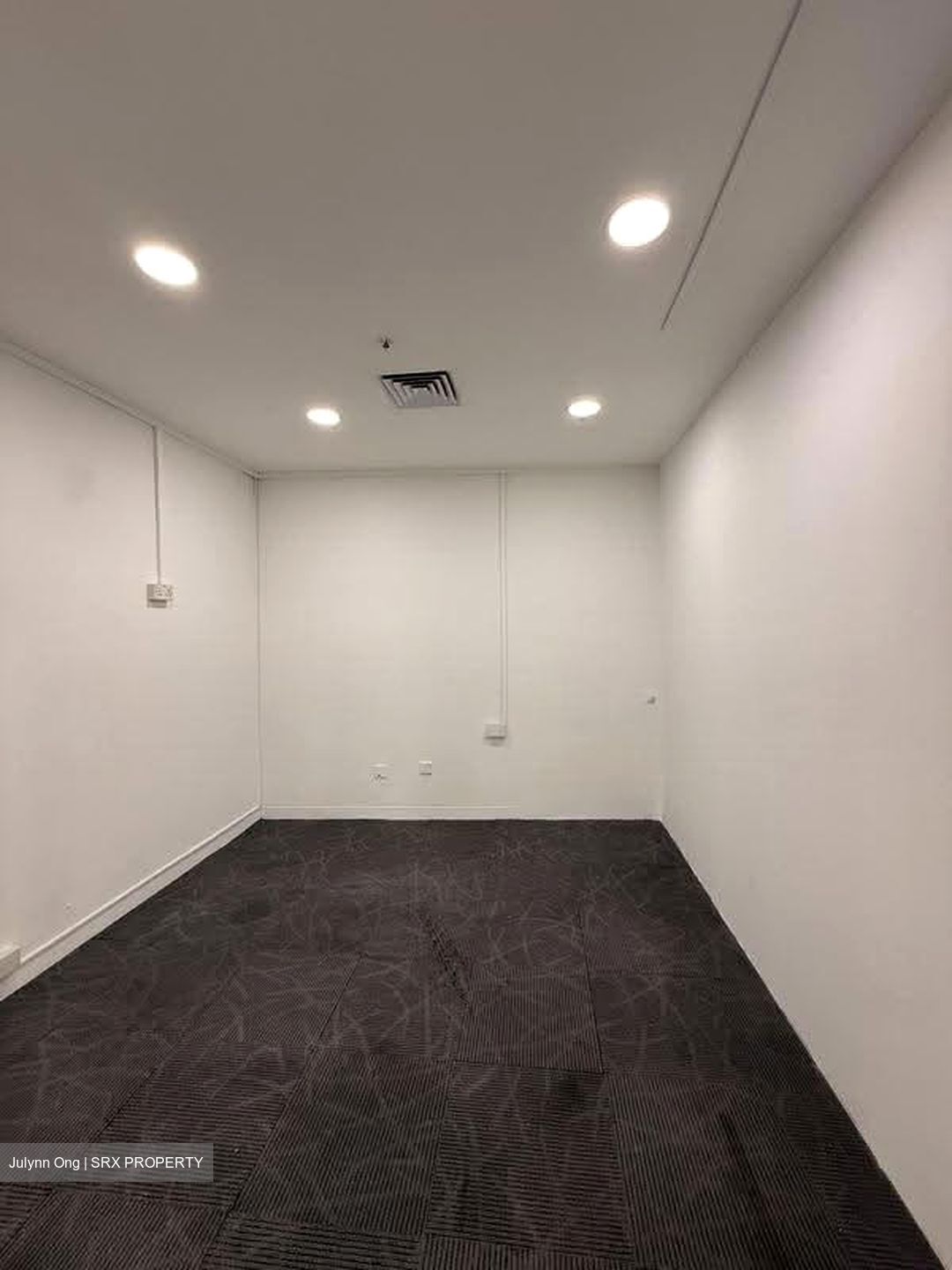 Excelsior Shopping Centre (D6), Shop House #620591041